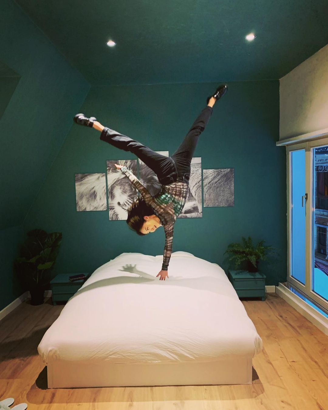 Installation interactive mystère et émerveillement à Illusion Brussels